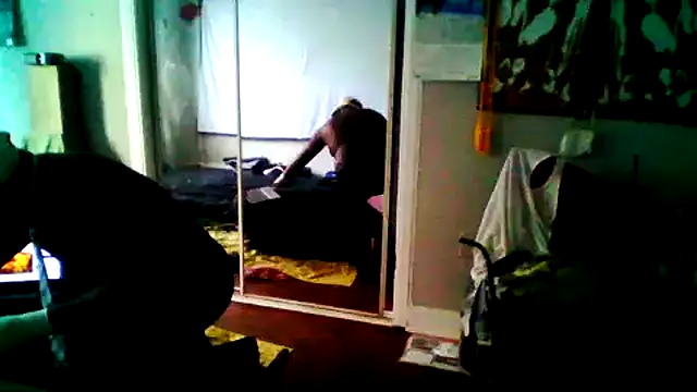 Snapshot of JezOne555 chatting on 09.12.25 JezOne555 online show from 09.12.25