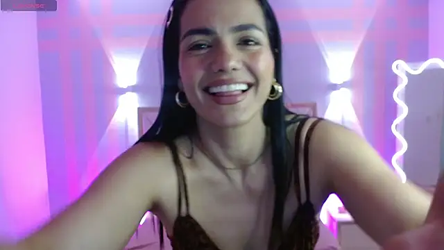 Snapshot of Rosalind_tay chatting on 03.05.26 Rosalind tay online show from 03.05.26