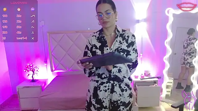 Snapshot of Rosalind_tay chatting on 03.19.26 Rosalind tay online show from 03.19.26