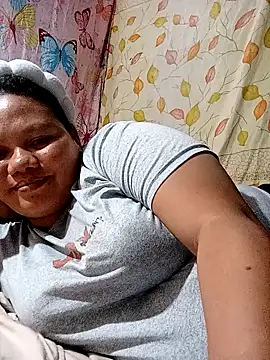 Snapshot of xxwild_pussyxx chatting on 10.20.25 xxwild pussyxx online show from 10.20.25