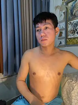 xshyboyx online show from 02.13.26