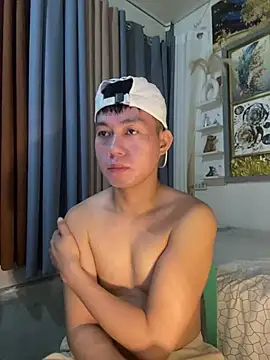 xshyboyx online show from 02.26.26