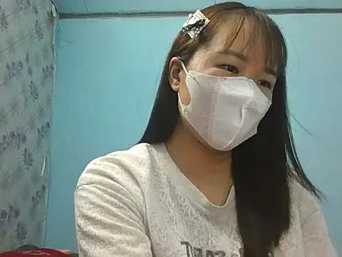 Snapshot of Hachi077 chatting on 09.13.25 Hachi077 online show from 09.13.25