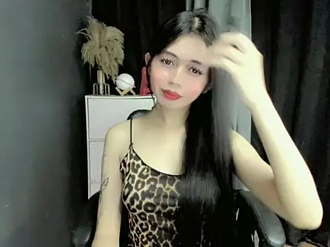 LexiLove online show from 11.21.25