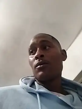 Snapshot of Kamza247 chatting on 11.01.25 Kamza247 online show from 11.01.25