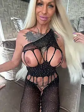 dutchbarbie online show from 05.10.26