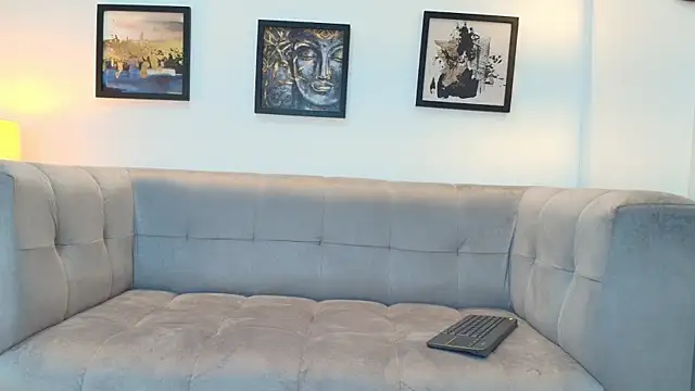 PRETTY SEX1 online show from 12.17.25