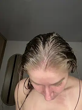 Agata Holman online show from 02.14.26