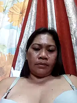 sexybitch 02 online show from 11.28.25