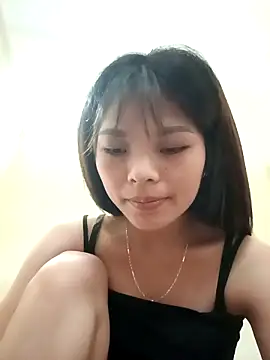 Snapshot of Ocnguyety chatting on 10.18.25 Ocnguyety online show from 10.18.25