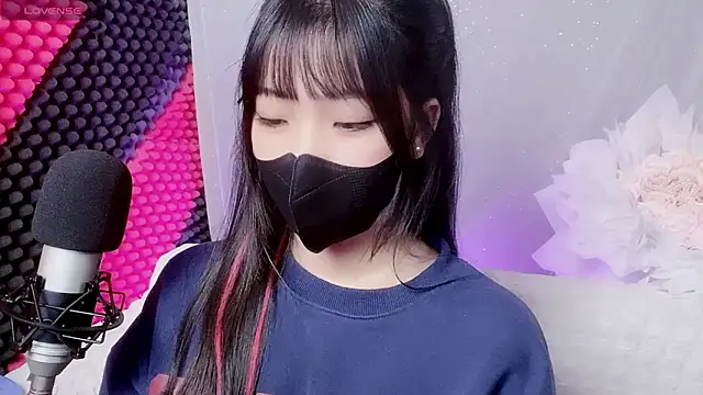 Snapshot of kemybaby chatting on 02.02.26 kemybaby online show from 02.02.26