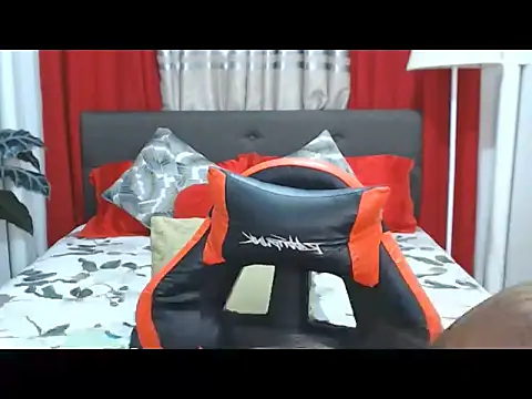 MarielRose143 online show from 05.19.26