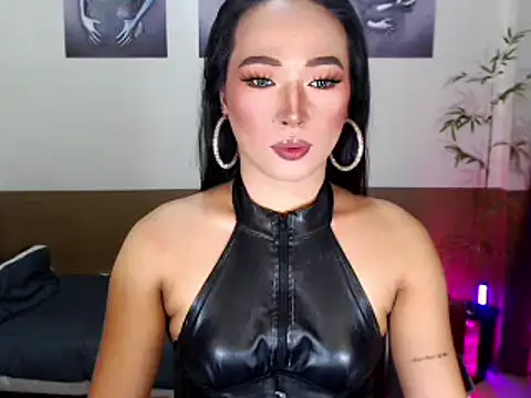 Snapshot of Spicy_kinky chatting on 04.26.26 Spicy kinky online show from 04.26.26