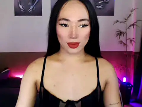Snapshot of Spicy_kinky chatting on 05.11.26 Spicy kinky online show from 05.11.26