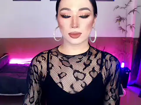 Snapshot of Spicy_kinky chatting on 05.12.26 Spicy kinky online show from 05.12.26