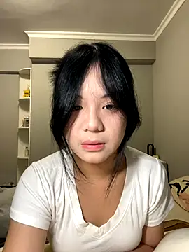 yiyi-888888 online show from 10.24.25
