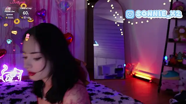 Snapshot of Sonnie_mami chatting on 02.14.26 Sonnie mami online show from 02.14.26