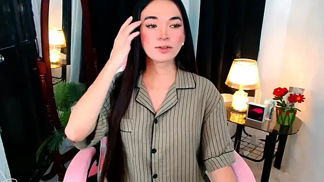 Snapshot of FantasyDorothy chatting on 05.23.26 FantasyDorothy online show from 05.23.26