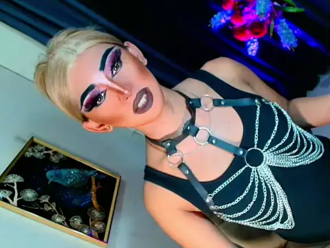 Queen yasii 88 online show from 10.19.25