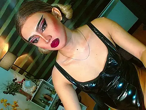 Snapshot of Queen_yasii_88 chatting on 05.04.26 Queen yasii 88 online show from 05.04.26