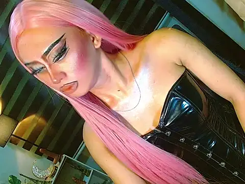 Snapshot of Queen_yasii_88 chatting on 05.31.26 Queen yasii 88 online show from 05.31.26