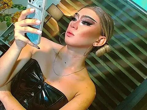 Snapshot of Queen_yasii_88 chatting on 07.02.26 Queen yasii 88 online show from 07.02.26