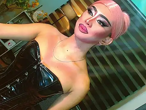 Snapshot of Queen_yasii_88 chatting on 07.15.26 Queen yasii 88 online show from 07.15.26