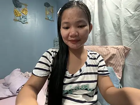 Snapshot of princess_janine chatting on 03.09.26 princess janine online show from 03.09.26