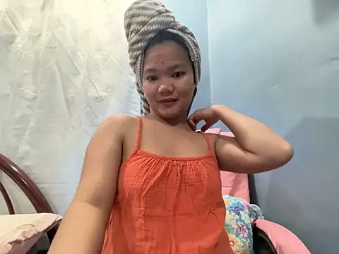 Snapshot of princess_janine chatting on 03.14.26 princess janine online show from 03.14.26