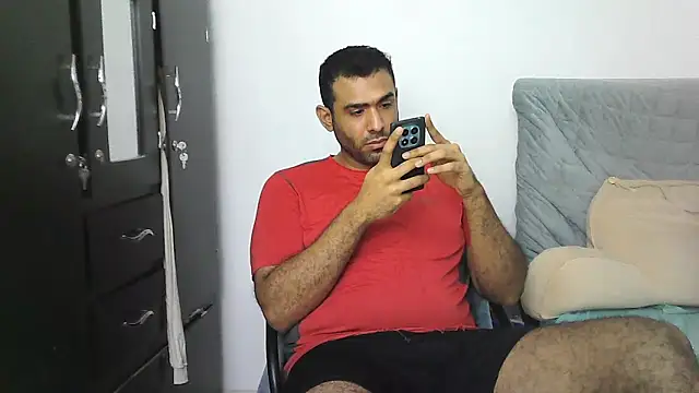 Snapshot of morenocabro10 chatting on 02.17.26 morenocabro10 online show from 02.17.26