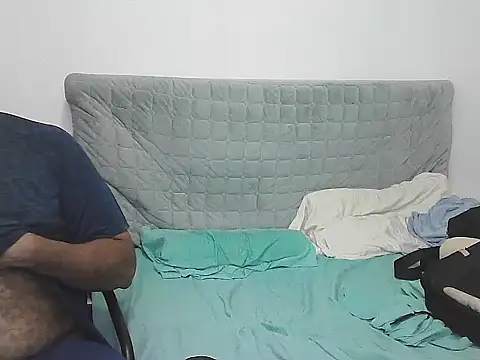 Snapshot of morenocabro10 chatting on 02.27.26 morenocabro10 online show from 02.27.26