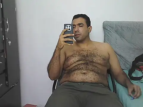 Snapshot of morenocabro10 chatting on 03.02.26 morenocabro10 online show from 03.02.26