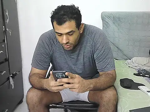 Snapshot of morenocabro10 chatting on 03.19.26 morenocabro10 online show from 03.19.26