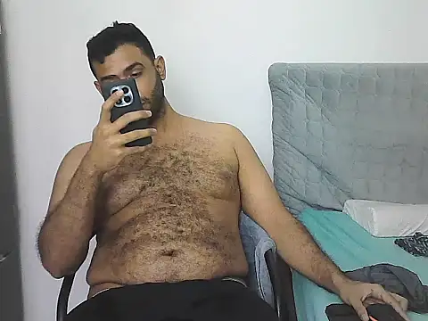 Snapshot of morenocabro10 chatting on 04.02.26 morenocabro10 online show from 04.02.26