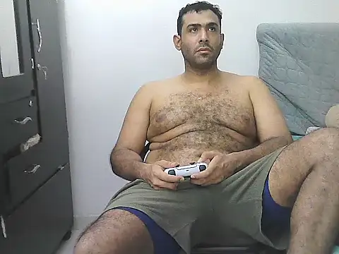 Snapshot of morenocabro10 chatting on 04.10.26 morenocabro10 online show from 04.10.26