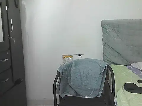 Snapshot of morenocabro10 chatting on 05.03.26 morenocabro10 online show from 05.03.26