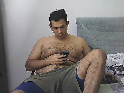 Snapshot of morenocabro10 chatting on 05.05.26 morenocabro10 online show from 05.05.26
