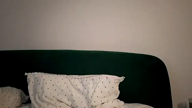 Kisacka online show from 11.22.25