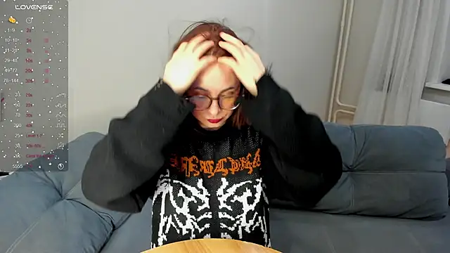 Snapshot of MewStella chatting on 03.13.26 MewStella online show from 03.13.26