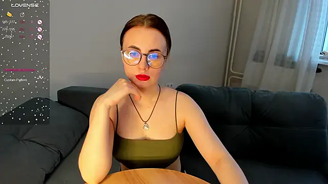 Snapshot of MewStella chatting on 03.20.26 MewStella online show from 03.20.26