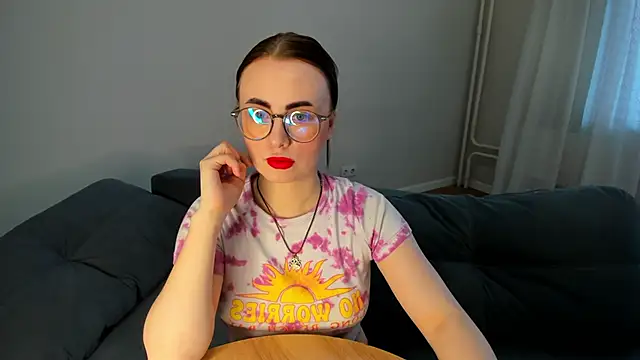 Snapshot of MewStella chatting on 03.29.26 MewStella online show from 03.29.26