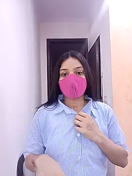 Cute Rakhi8 online show from 05.10.26