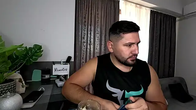 Gold Alpha Boy online show from 10.15.25