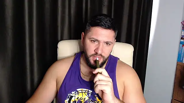 Gold Alpha Boy online show from 11.07.25