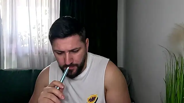 Snapshot of Gold_Alpha_Boy chatting on 04.18.26 Gold Alpha Boy online show from 04.18.26