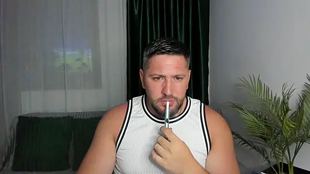 Snapshot of Gold_Alpha_Boy chatting on 07.18.26 Gold Alpha Boy online show from 07.18.26