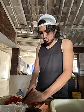 Luxx 14 online show from 02.21.26