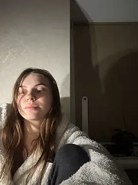 Delilah Leila online show from 11.20.25