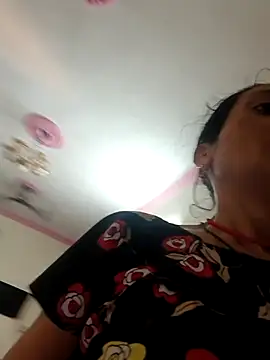 Snapshot of ISHANI-SINGH chatting on 04.10.26 ISHANI-SINGH online show from 04.10.26