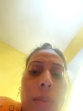 Snapshot of ISHANI-SINGH chatting on 04.12.26 ISHANI-SINGH online show from 04.12.26